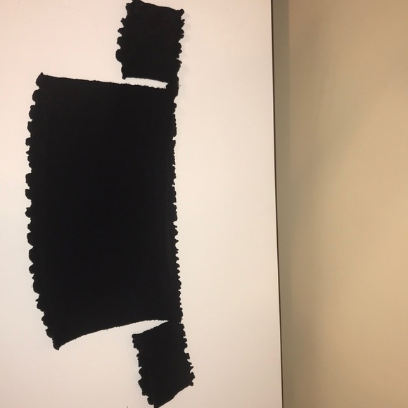 Better Be Tops - Black Tube Top (with sleeves)